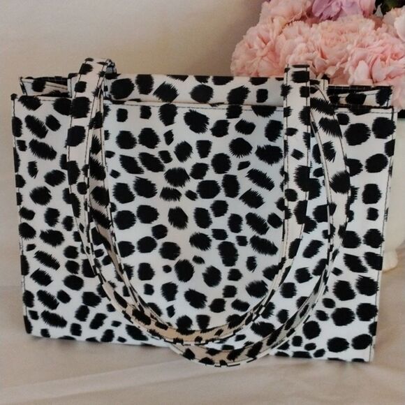 Whimsical Animal Print Bag - Picture 1 of 7